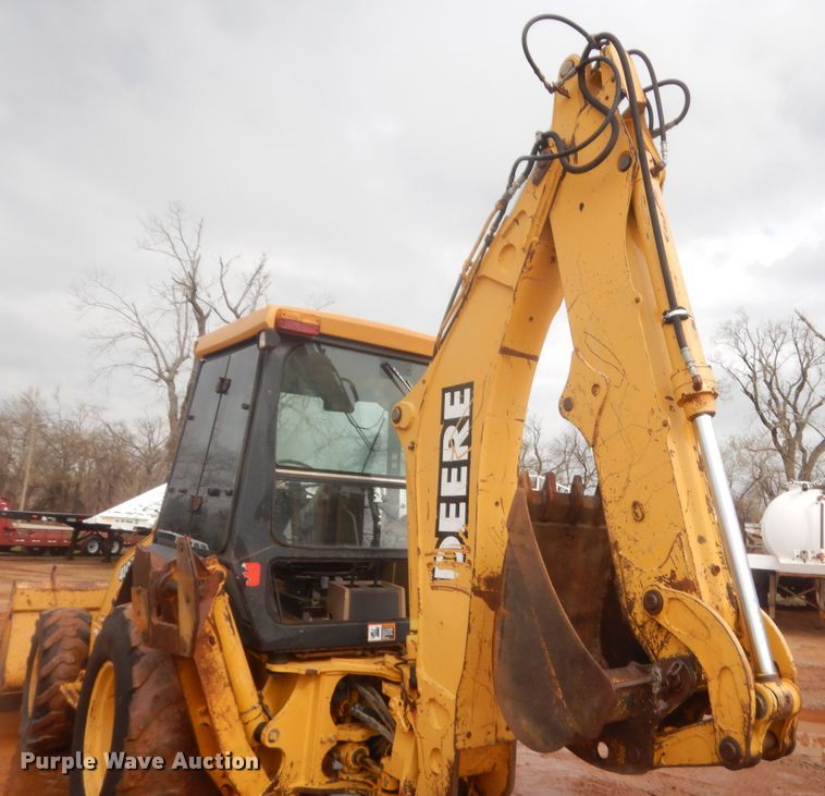 image for item HG9586 1998 John Deere 410E  backhoe