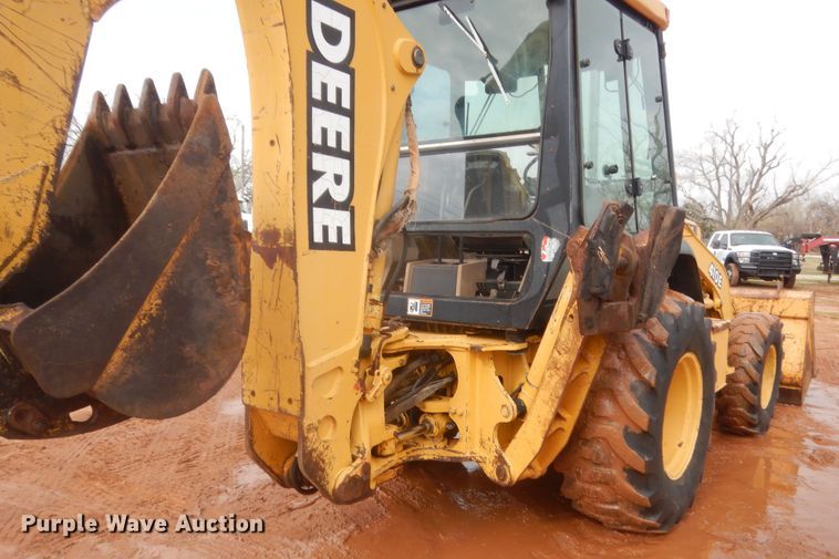 image for item HG9586 1998 John Deere 410E  backhoe