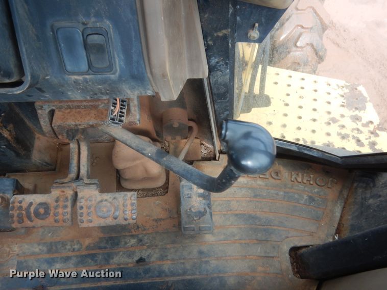 image for item HG9586 1998 John Deere 410E  backhoe