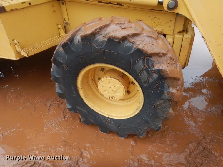 image for item HG9586 1998 John Deere 410E  backhoe