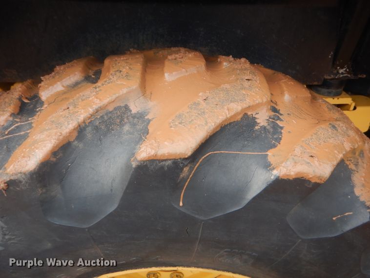 image for item HG9586 1998 John Deere 410E  backhoe