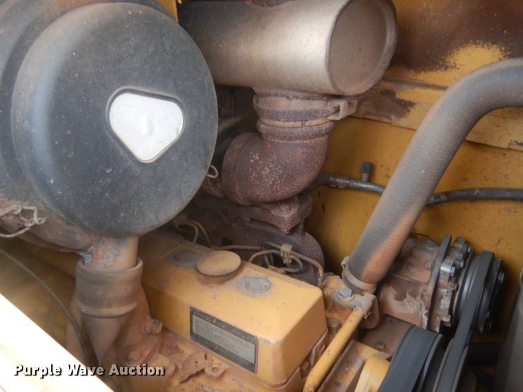 image for item HG9586 1998 John Deere 410E  backhoe