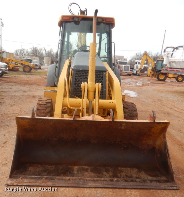 image for item HG9587 John Deere 310G  backhoe
