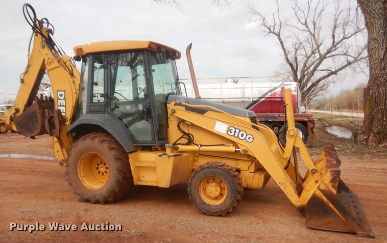 image for item HG9587 John Deere 310G  backhoe