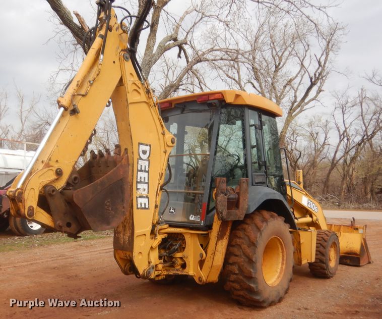 image for item HG9587 John Deere 310G  backhoe