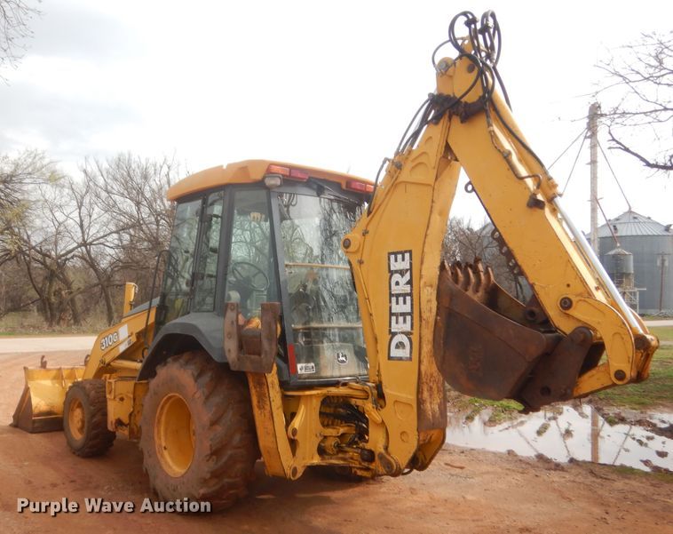 image for item HG9587 John Deere 310G  backhoe
