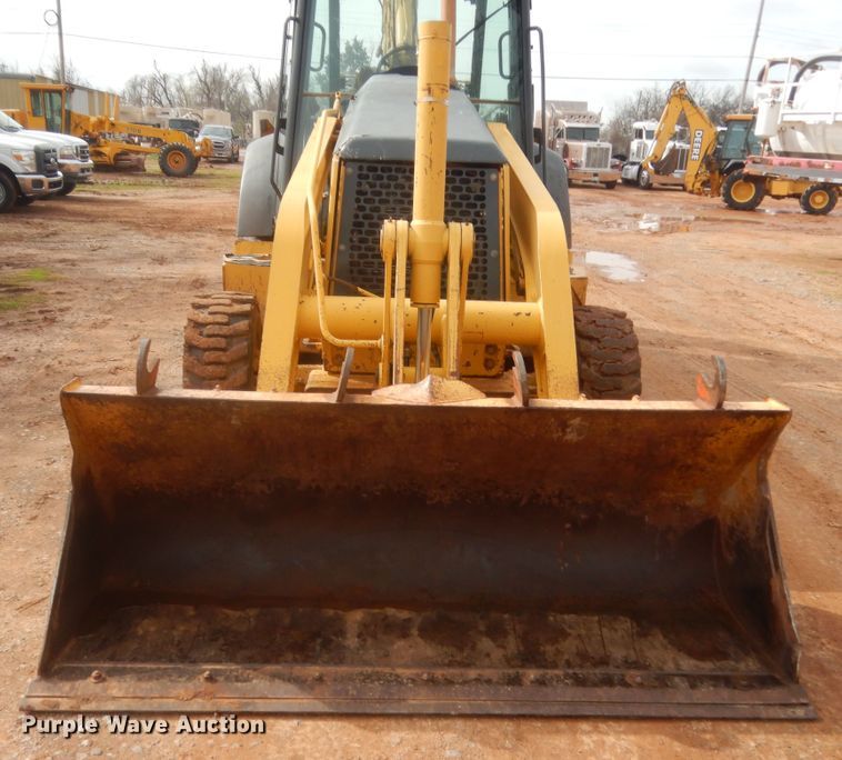 image for item HG9587 John Deere 310G  backhoe