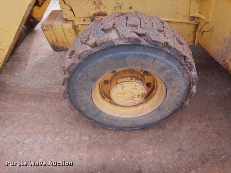 image for item HG9587 John Deere 310G  backhoe