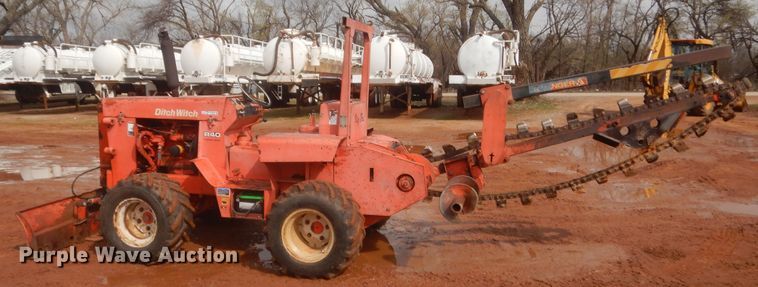 image for item HG9588 Ditch Witch R40  trencher