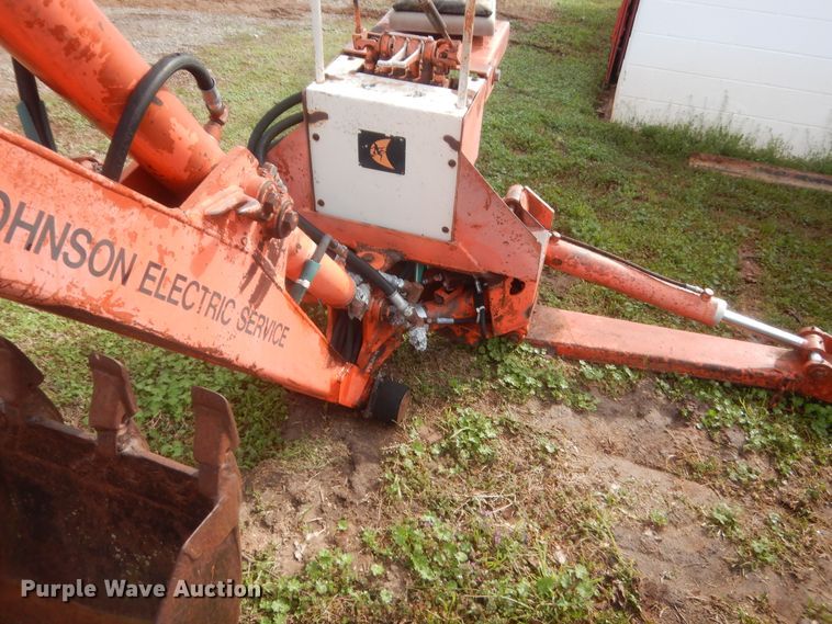 image for item HG9589 Ditch Witch backhoe attachment