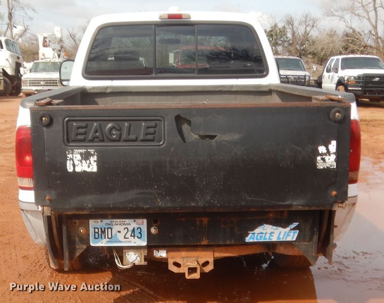 image for item HG9590 2002 Ford F250 Super Duty  SuperCab pickup truck