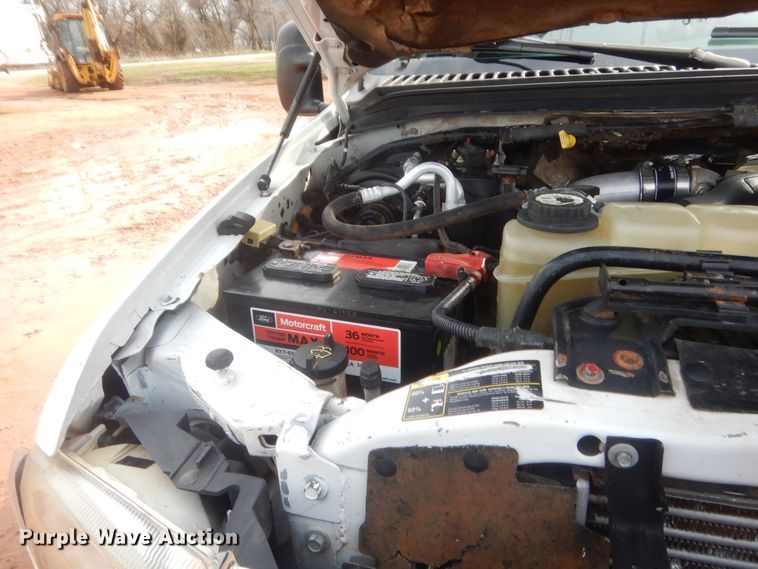 image for item HG9590 2002 Ford F250 Super Duty  SuperCab pickup truck