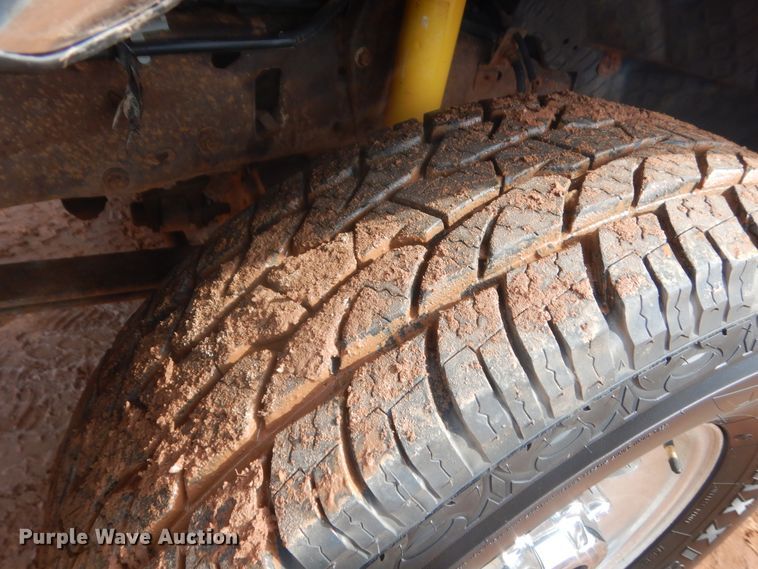 image for item HG9590 2002 Ford F250 Super Duty  SuperCab pickup truck