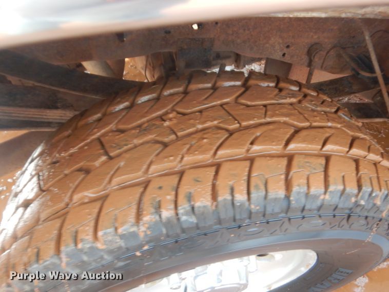 image for item HG9590 2002 Ford F250 Super Duty  SuperCab pickup truck