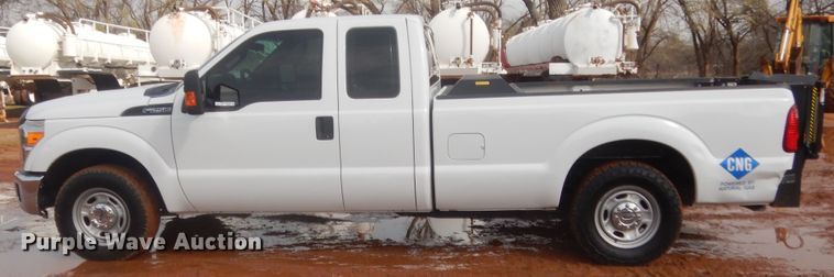 image for item HG9591 2014 Ford F250 Super Duty  SuperCab pickup truck