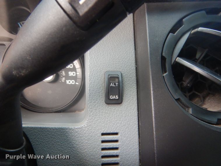 image for item HG9591 2014 Ford F250 Super Duty  SuperCab pickup truck