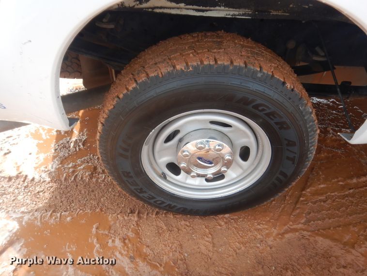 image for item HG9591 2014 Ford F250 Super Duty  SuperCab pickup truck