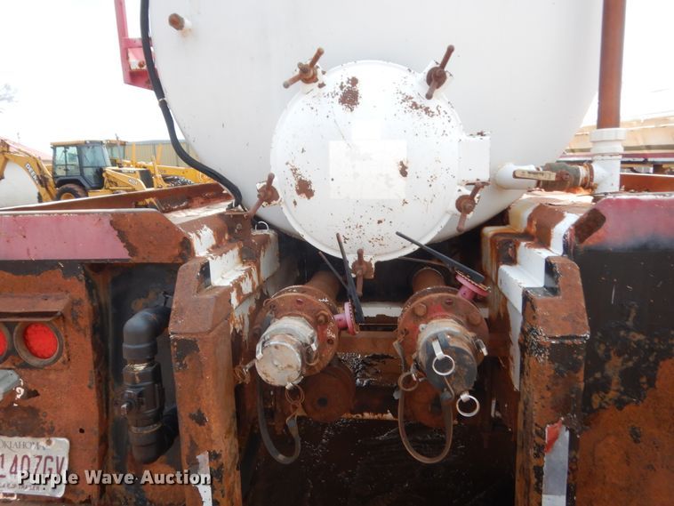 image for item HG9592 2006 VE Enterprises VE-130 vacuum trailer