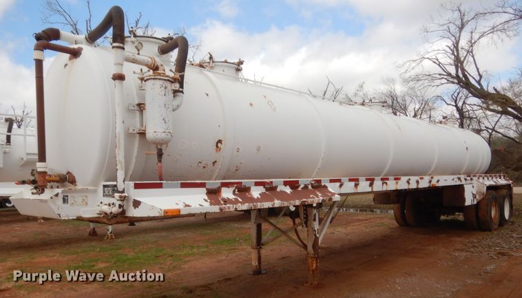 image for item HG9593 2003 VE Enterprises EV-130 vacuum trailer