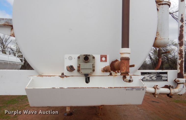 image for item HG9593 2003 VE Enterprises EV-130 vacuum trailer