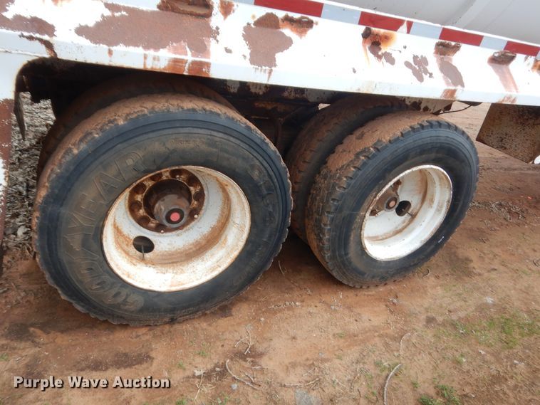 image for item HG9593 2003 VE Enterprises EV-130 vacuum trailer