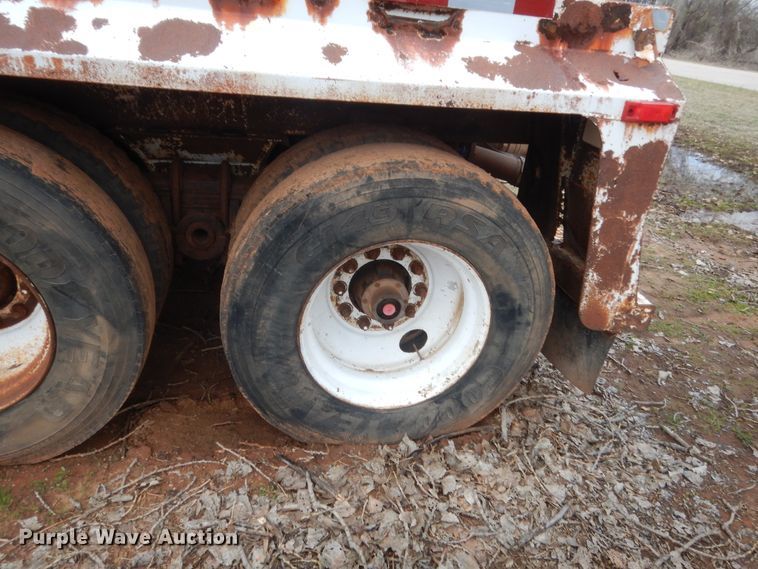 image for item HG9593 2003 VE Enterprises EV-130 vacuum trailer