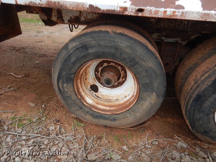 image for item HG9593 2003 VE Enterprises EV-130 vacuum trailer