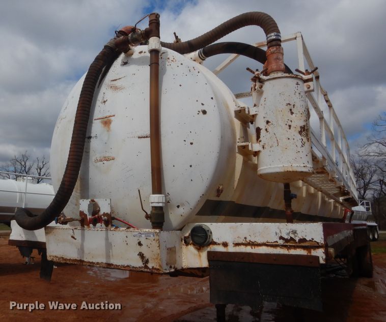 image for item HG9594 2006 shop built vacuum trailer