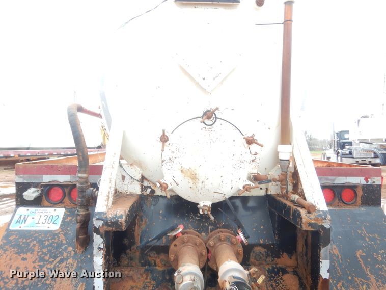 image for item HG9594 2006 shop built vacuum trailer