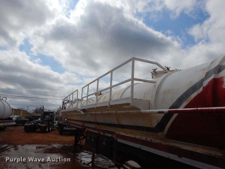 image for item HG9594 2006 shop built vacuum trailer