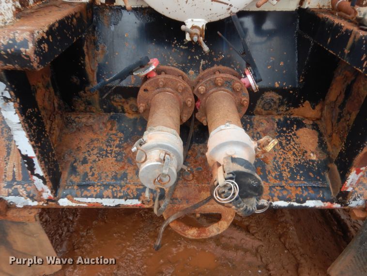 image for item HG9594 2006 shop built vacuum trailer