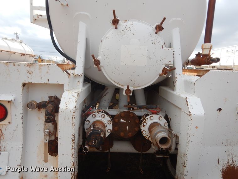 image for item HG9595 2007 VE Enterprises EV-130 vacuum trailer