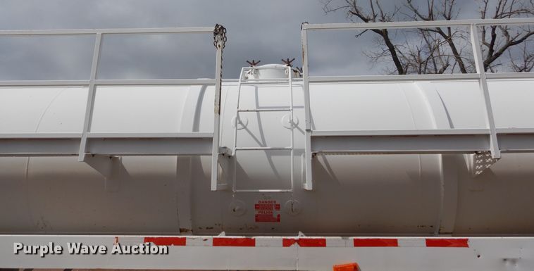 image for item HG9595 2007 VE Enterprises EV-130 vacuum trailer