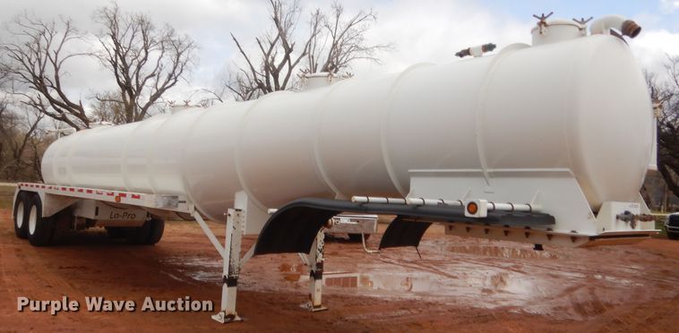 image for item HG9596 2015 PCI Manufacturing 130BBL vacuum trailer