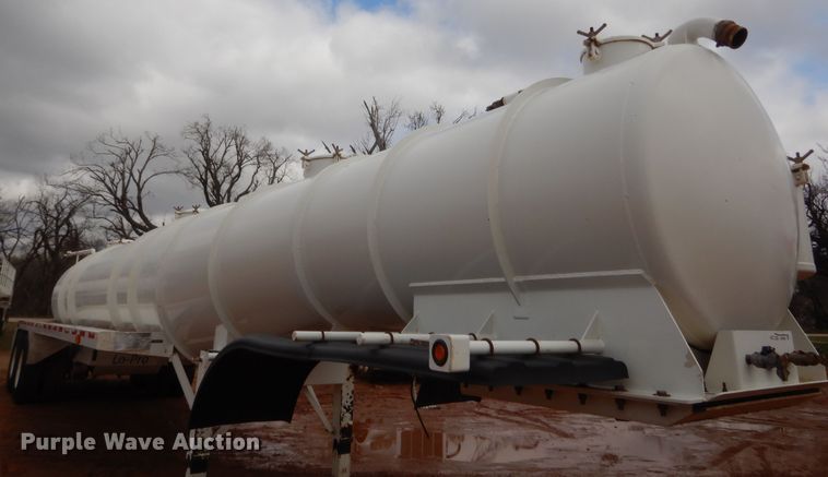 image for item HG9596 2015 PCI Manufacturing 130BBL vacuum trailer