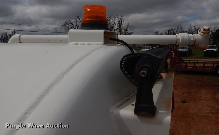 image for item HG9596 2015 PCI Manufacturing 130BBL vacuum trailer