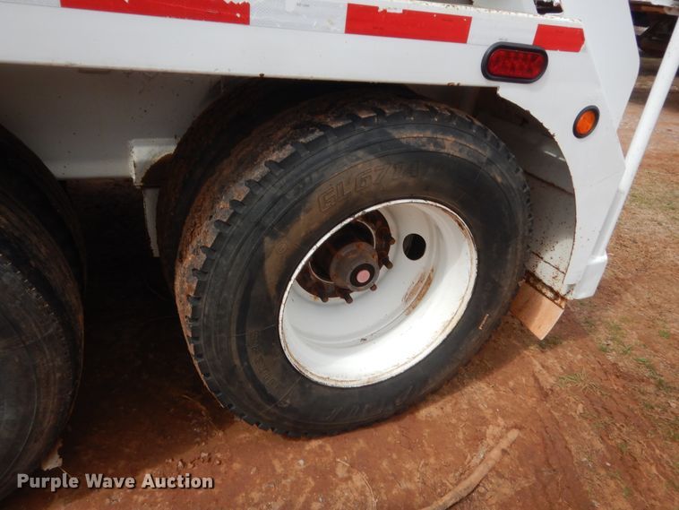 image for item HG9596 2015 PCI Manufacturing 130BBL vacuum trailer