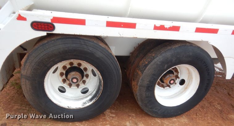 image for item HG9596 2015 PCI Manufacturing 130BBL vacuum trailer