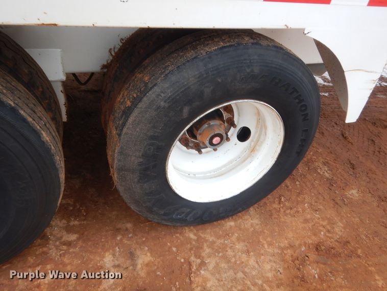 image for item HG9596 2015 PCI Manufacturing 130BBL vacuum trailer