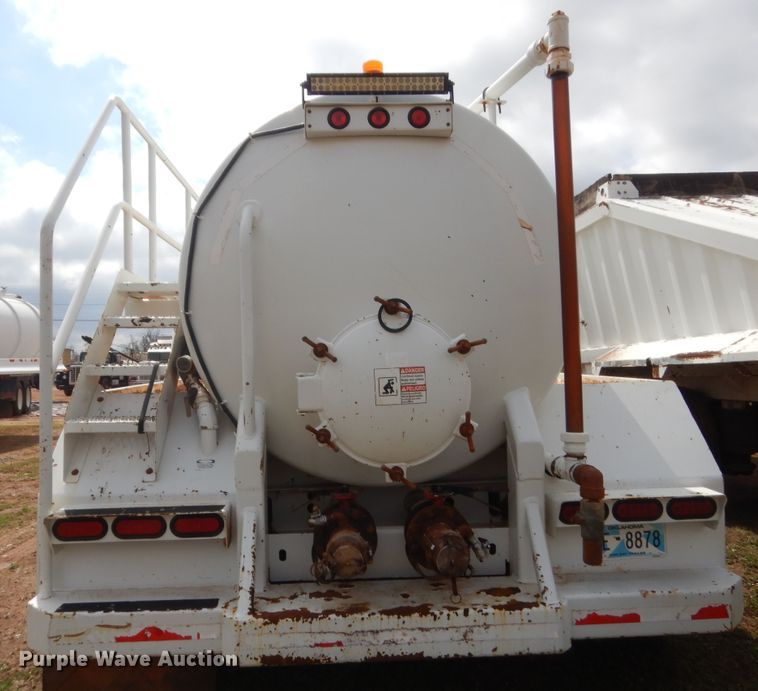 image for item HG9597 2015 PCI Manufacturing vacuum trailer