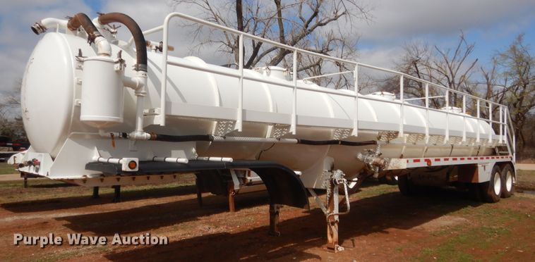 image for item HG9597 2015 PCI Manufacturing vacuum trailer