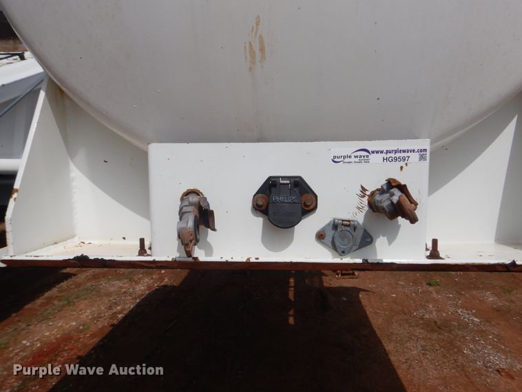 image for item HG9597 2015 PCI Manufacturing vacuum trailer