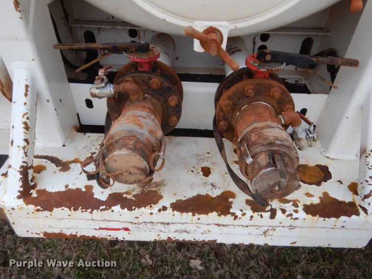 image for item HG9597 2015 PCI Manufacturing vacuum trailer