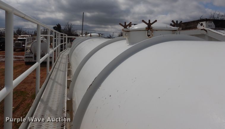 image for item HG9597 2015 PCI Manufacturing vacuum trailer