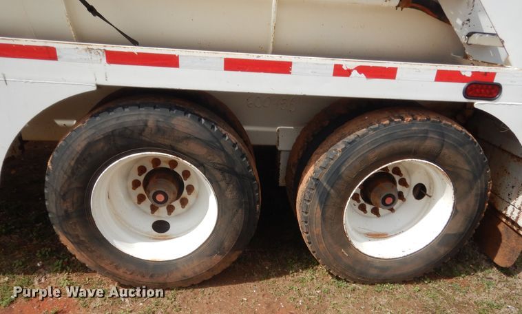 image for item HG9597 2015 PCI Manufacturing vacuum trailer