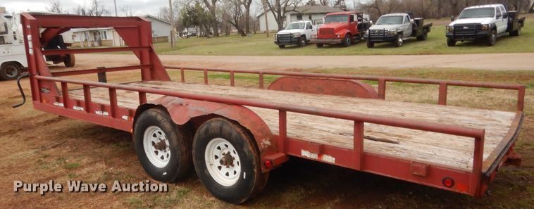 image for item HG9600 2002 PJ equipment trailer