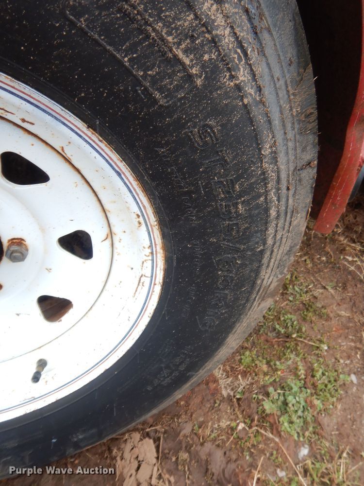 image for item HG9600 2002 PJ equipment trailer