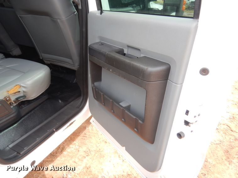 image for item HG9602 2012 Ford F550  Crew Cab flatbed truck