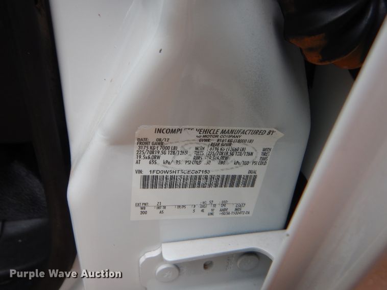 image for item HG9602 2012 Ford F550  Crew Cab flatbed truck