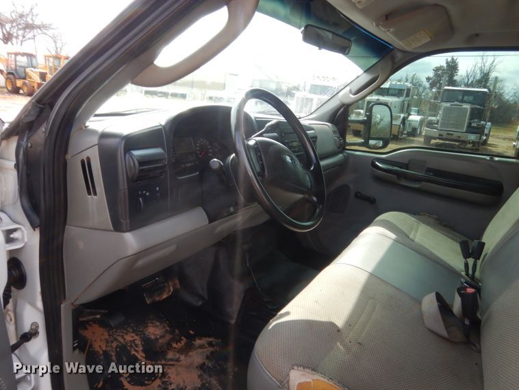 image for item HG9603 2006 Ford F550  Crew Cab flatbed truck